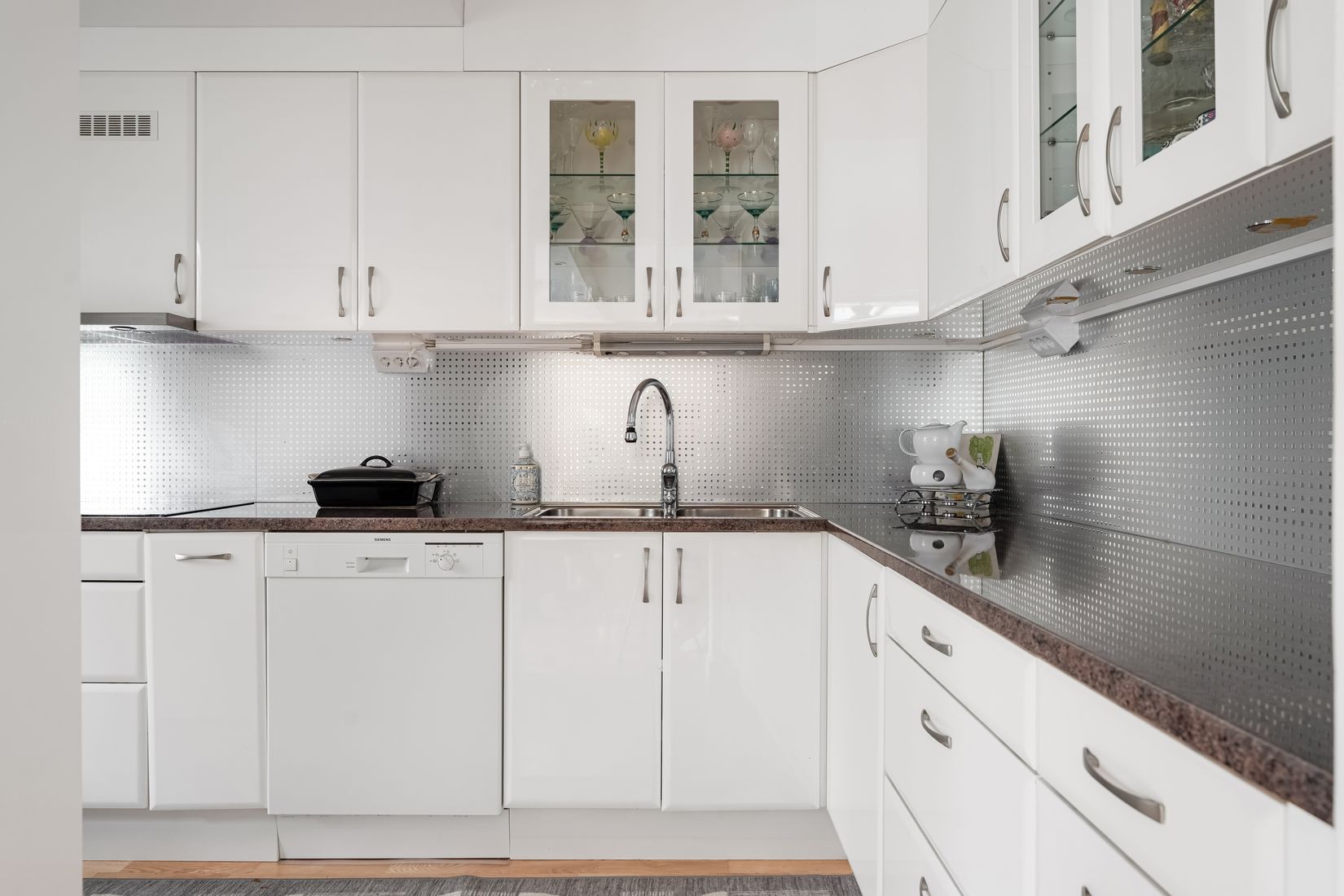 Bostadsrätt, Hasselbacken 11B, Centralt Väsby, Upplands Väsby