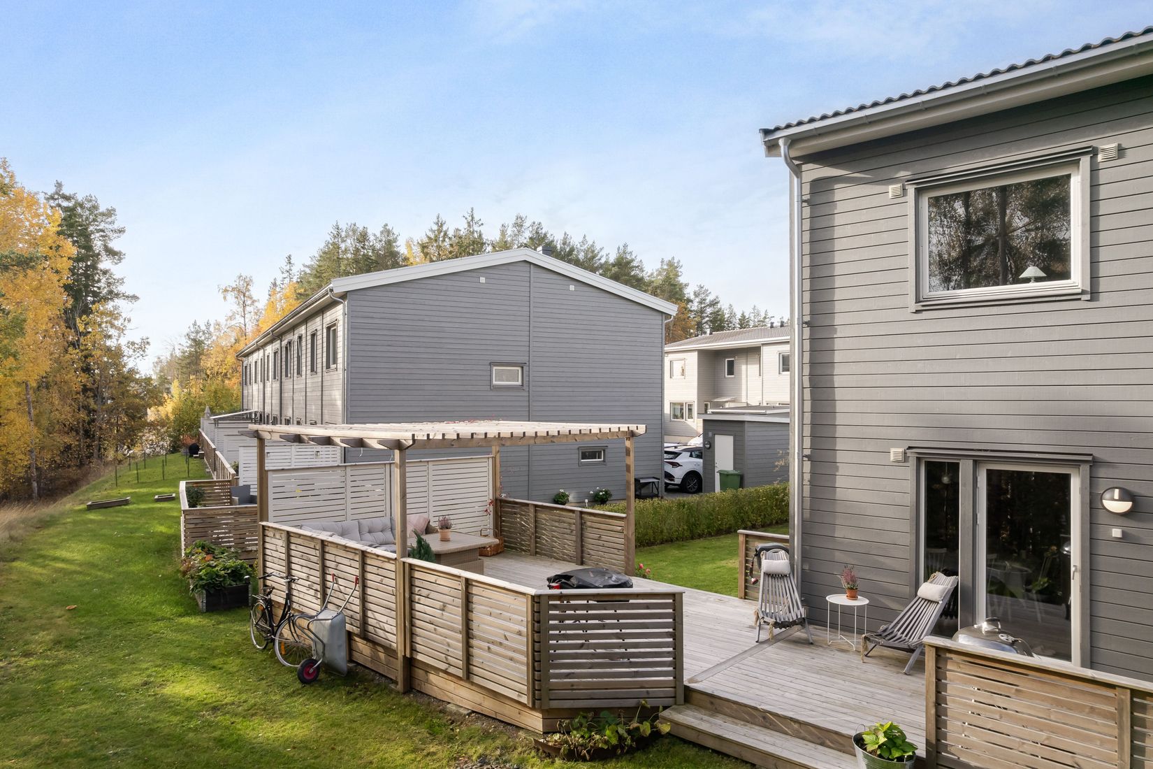 Radhus, Revirvägen 25, Mariefred/Marielundsviken, Strängnäs