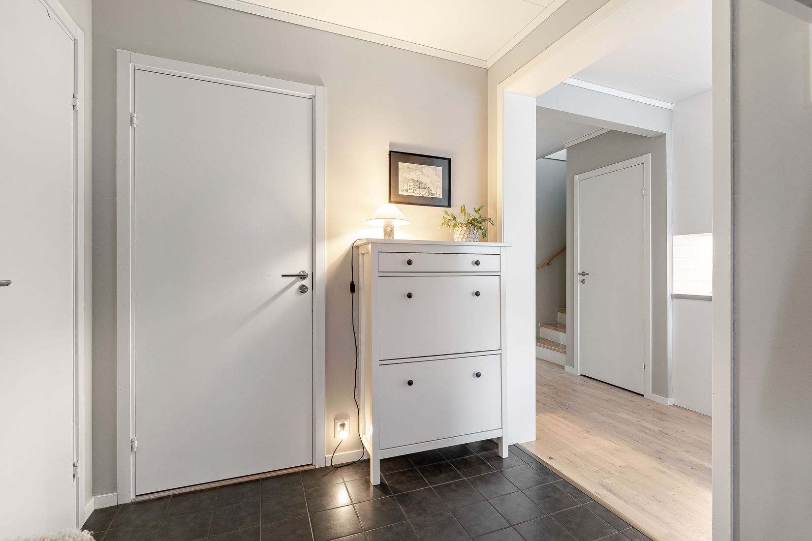 Radhus, Revirvägen 25, Mariefred/Marielundsviken, Strängnäs