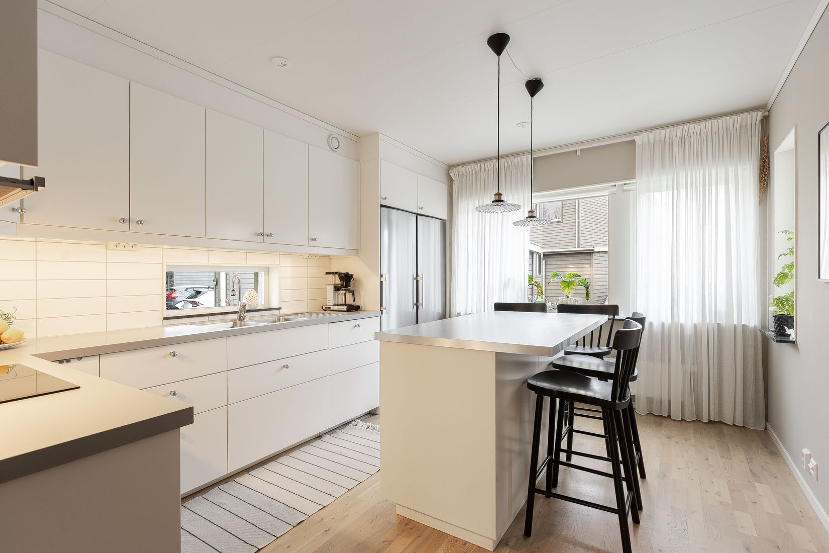 Radhus, Revirvägen 25, Mariefred/Marielundsviken, Strängnäs