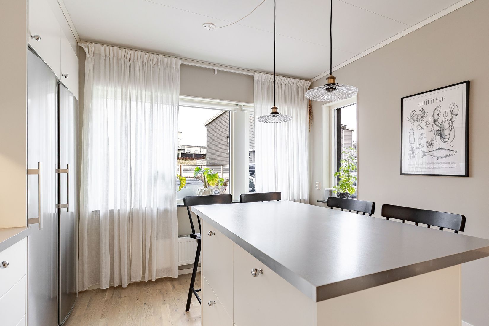 Radhus, Revirvägen 25, Mariefred/Marielundsviken, Strängnäs