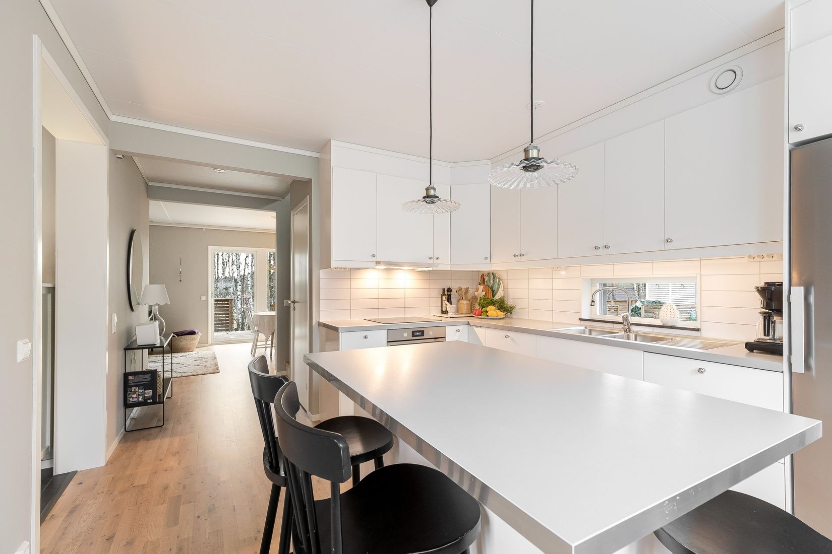 Radhus, Revirvägen 25, Mariefred/Marielundsviken, Strängnäs