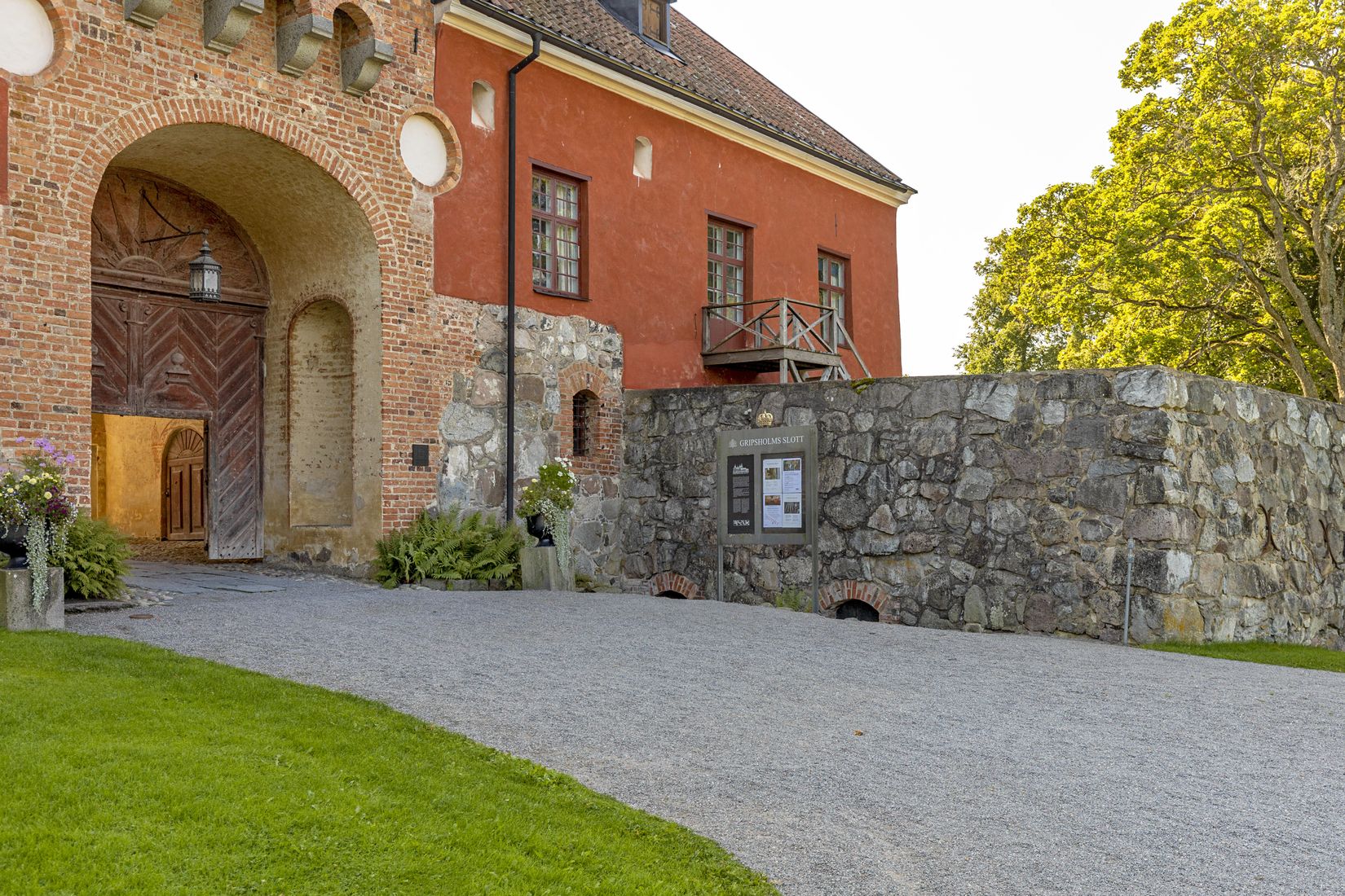 Radhus, Revirvägen 25, Mariefred/Marielundsviken, Strängnäs