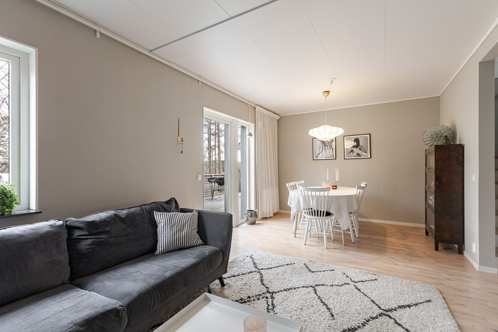 Radhus, Revirvägen 25, Mariefred/Marielundsviken, Strängnäs