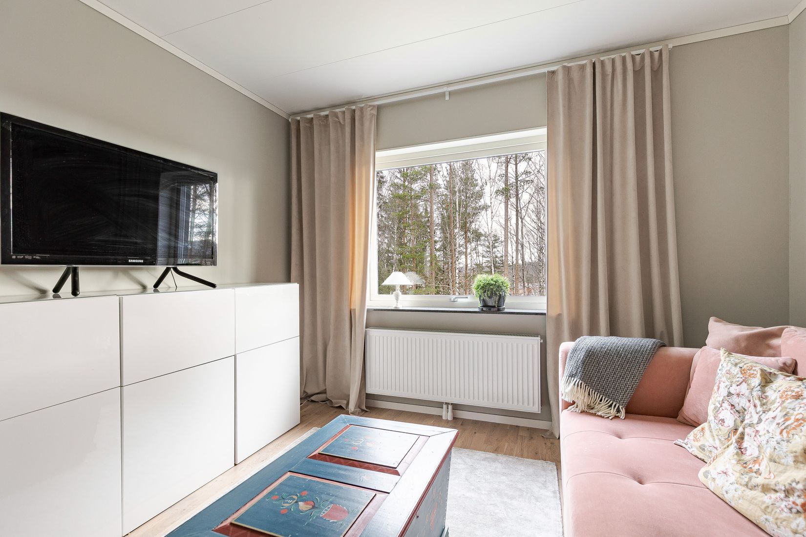 Radhus, Revirvägen 25, Mariefred/Marielundsviken, Strängnäs