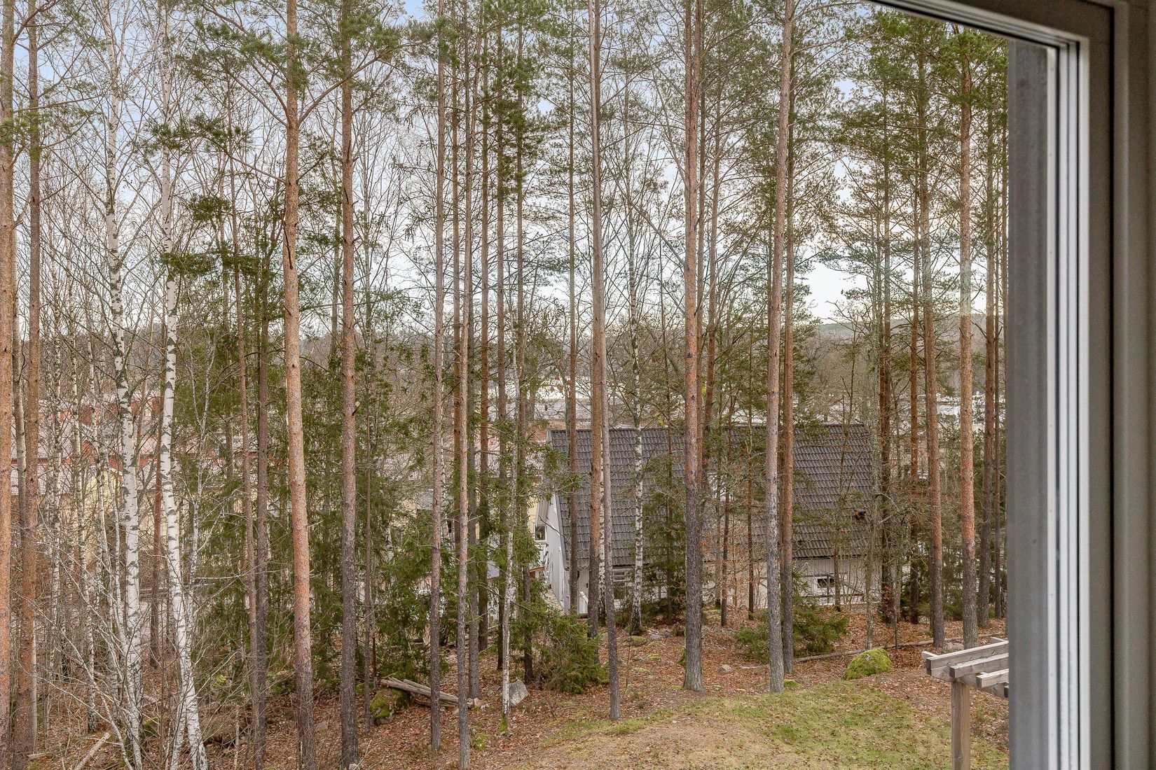 Radhus, Revirvägen 25, Mariefred/Marielundsviken, Strängnäs