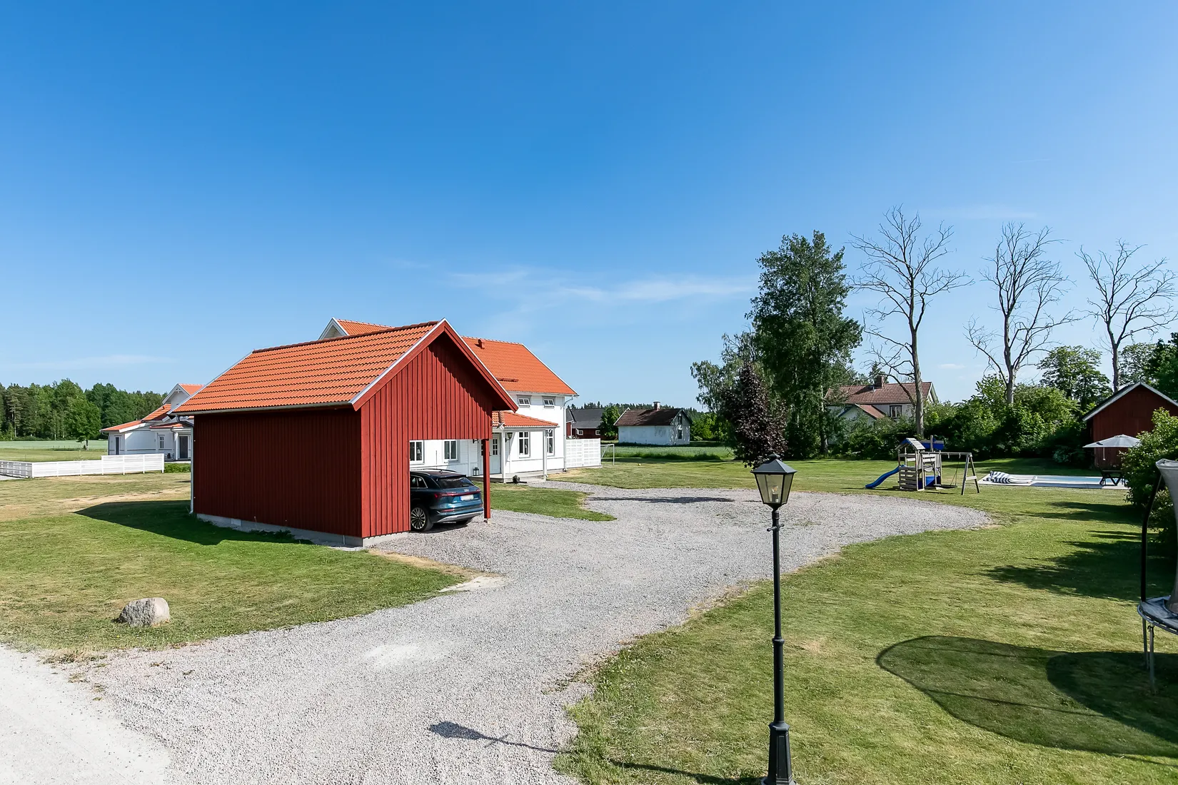 Villa, Eker 616, Örebro