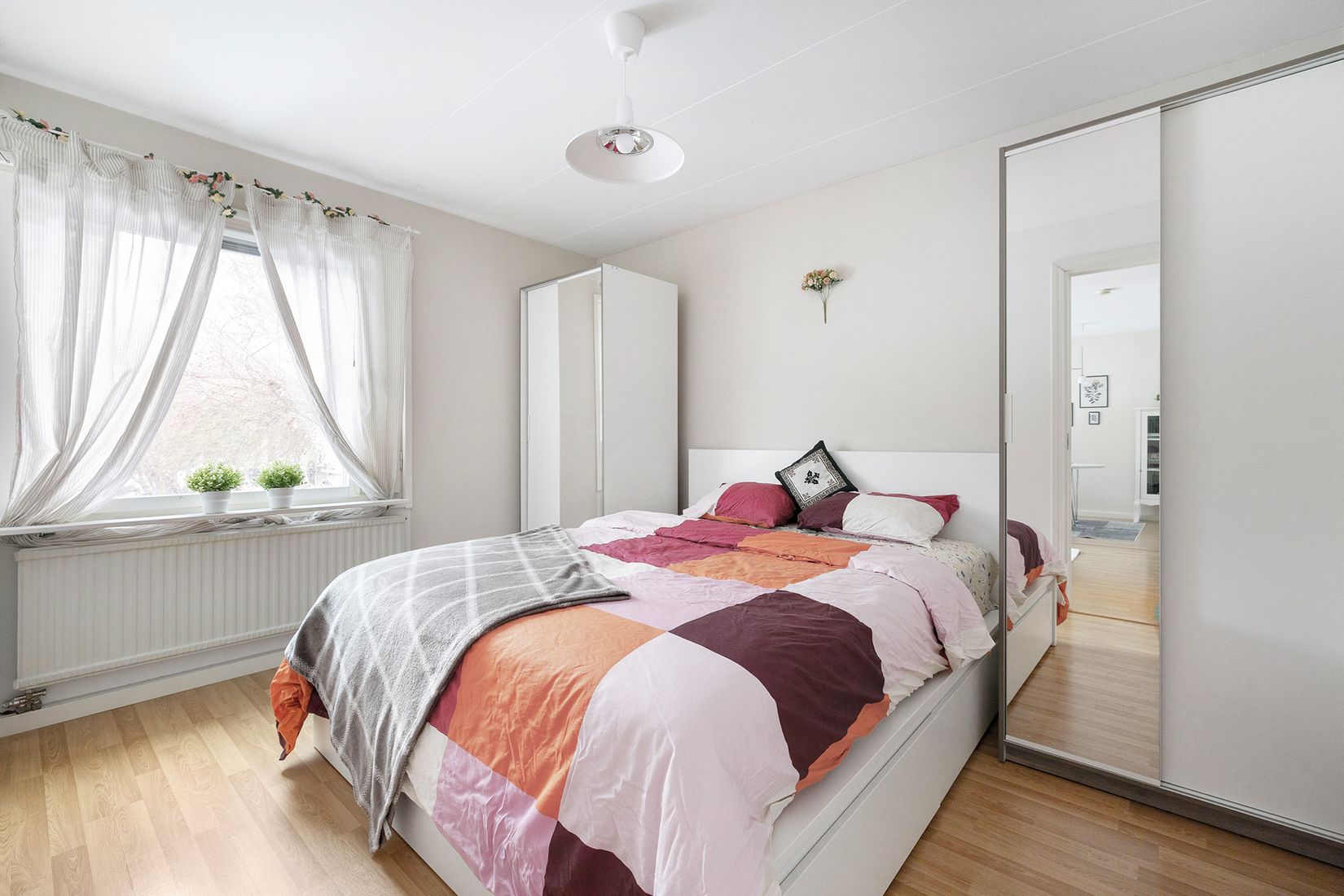 Bostadsrätt, Radhus, Vallmostigen 28, Bro Finnsta, Upplands-Bro