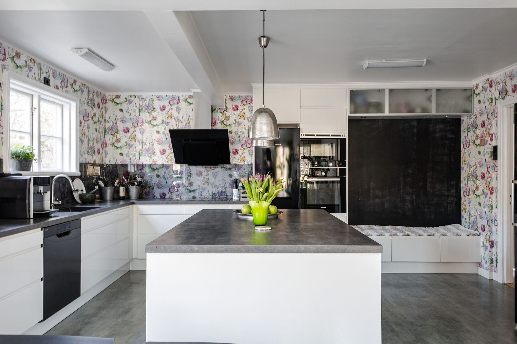 Villa, Herrgården 13, Enköping