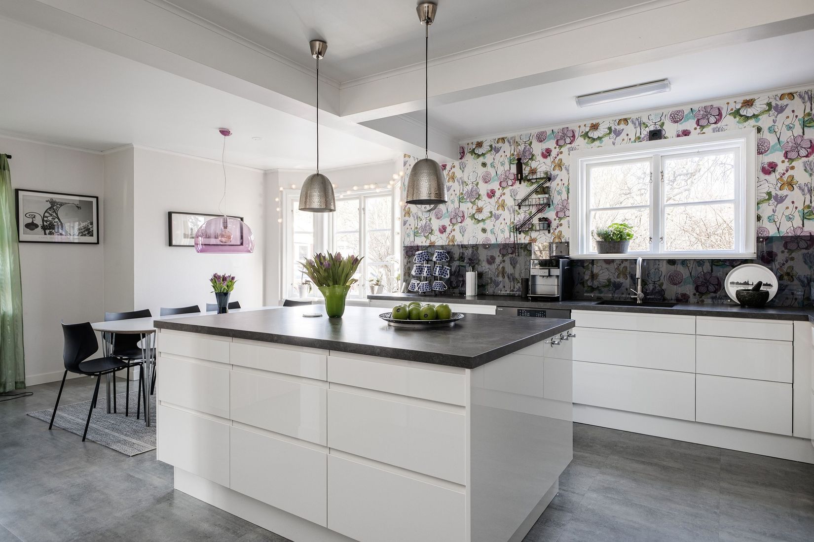 Villa, Herrgården 13, Enköping