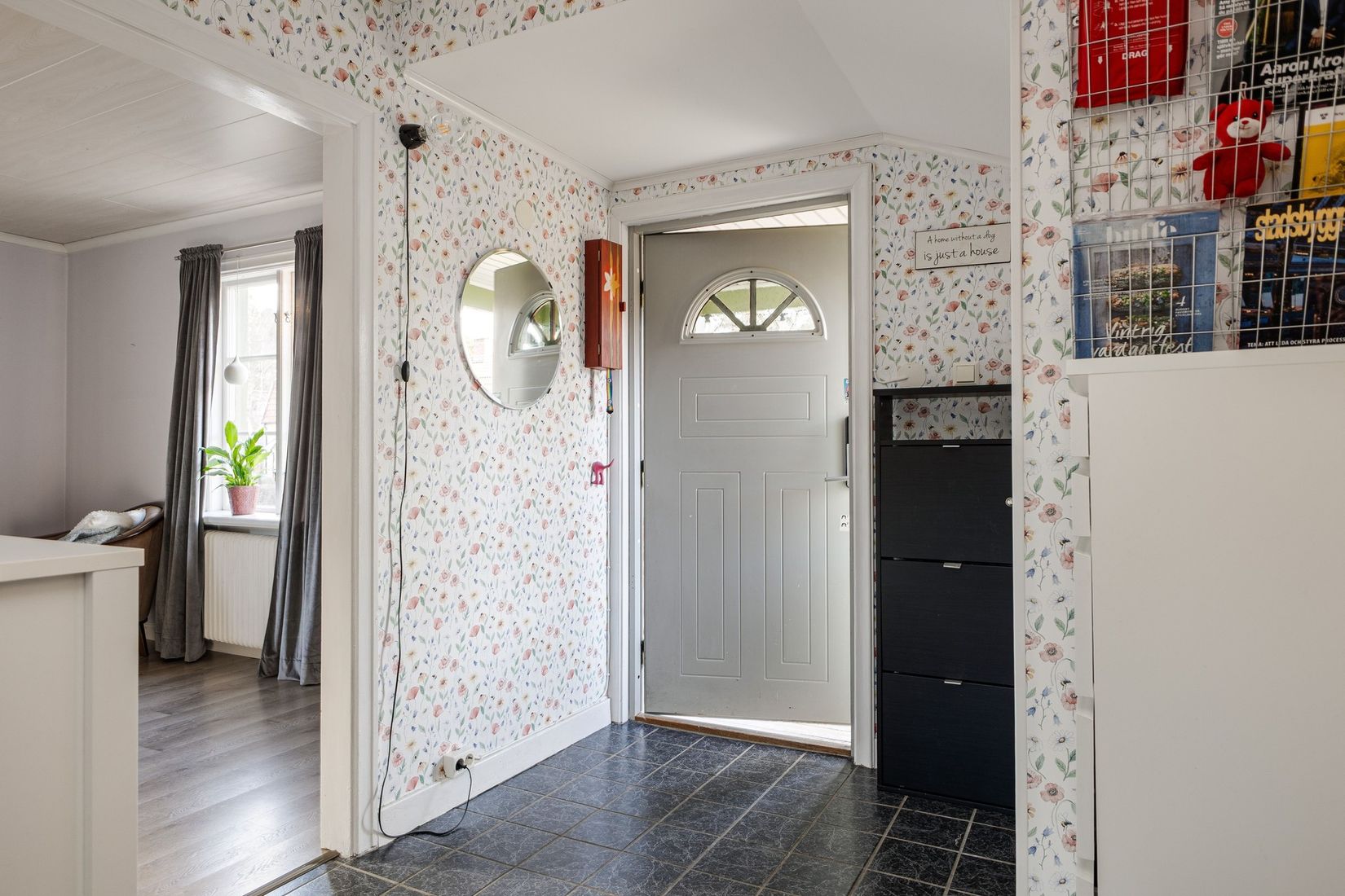 Villa, Herrgården 13, Enköping