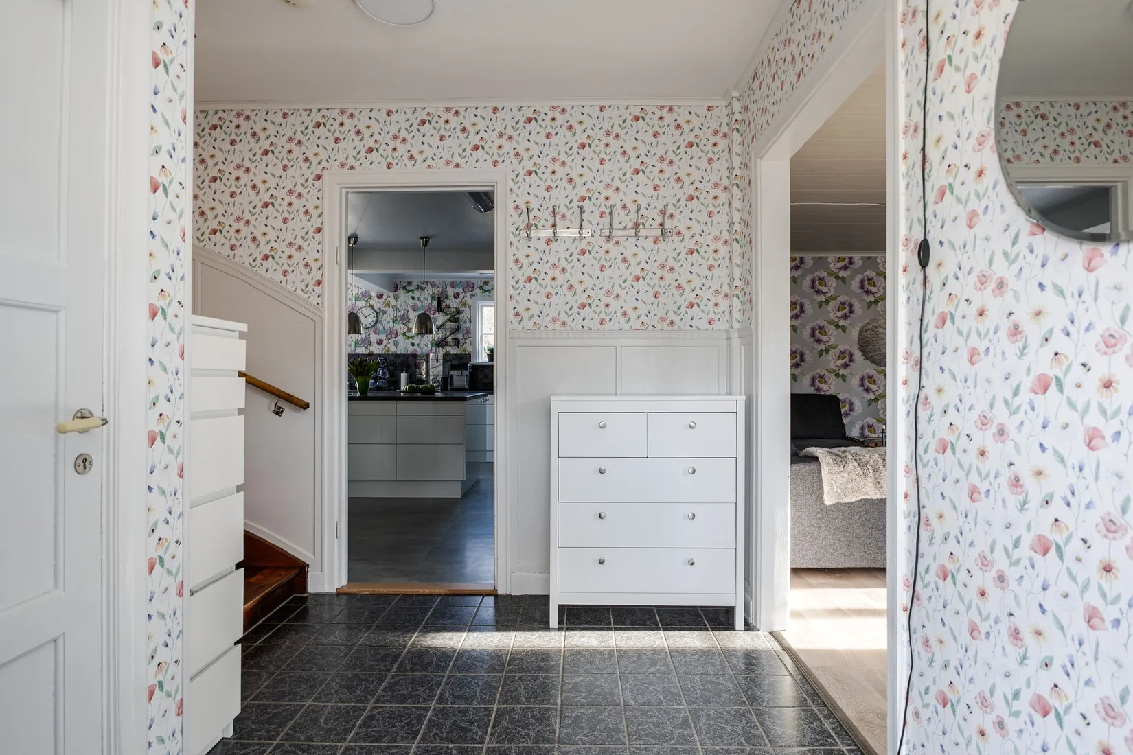 Villa, Herrgården 13, Enköping