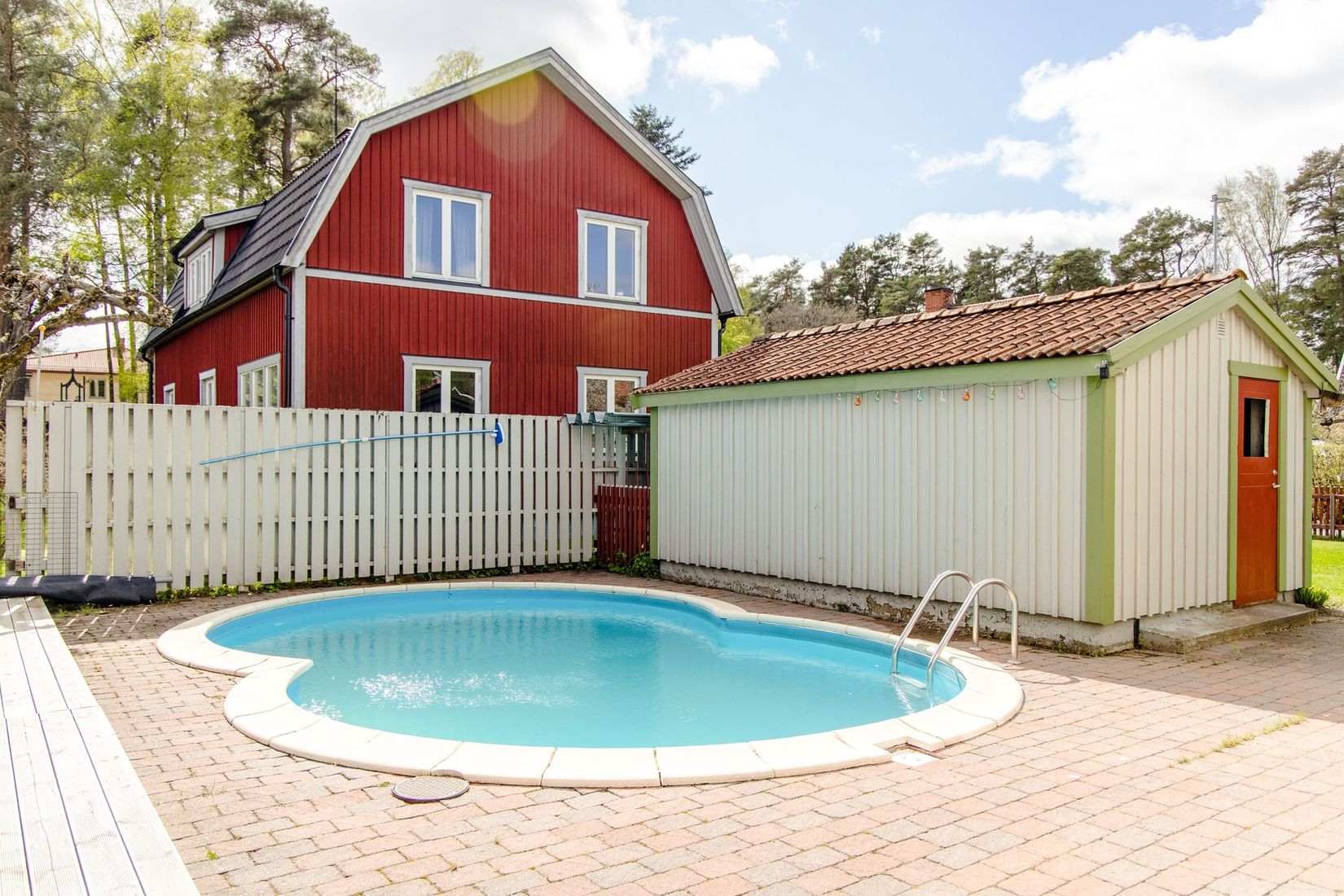 Villa, Herrgården 13, Enköping