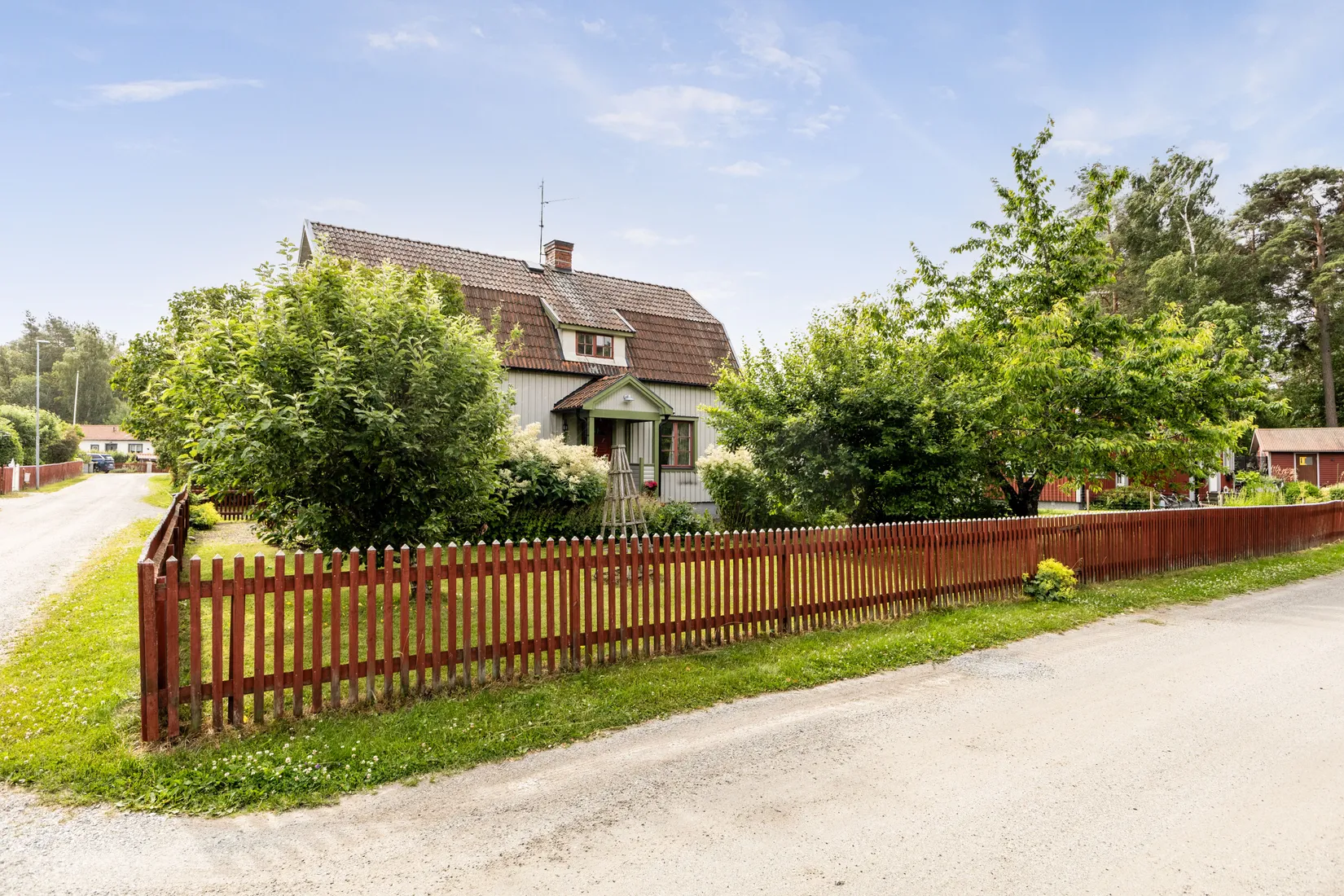 Villa, Herrgården 13, Enköping