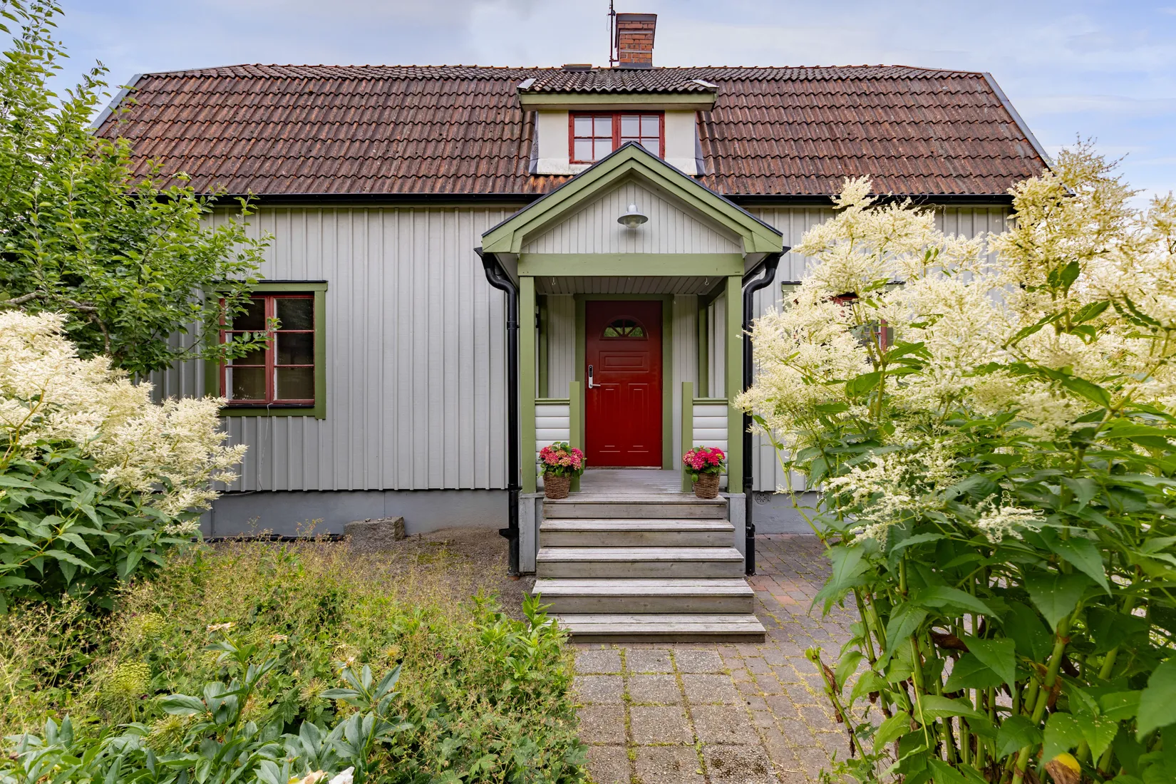 Villa, Herrgården 13, Enköping