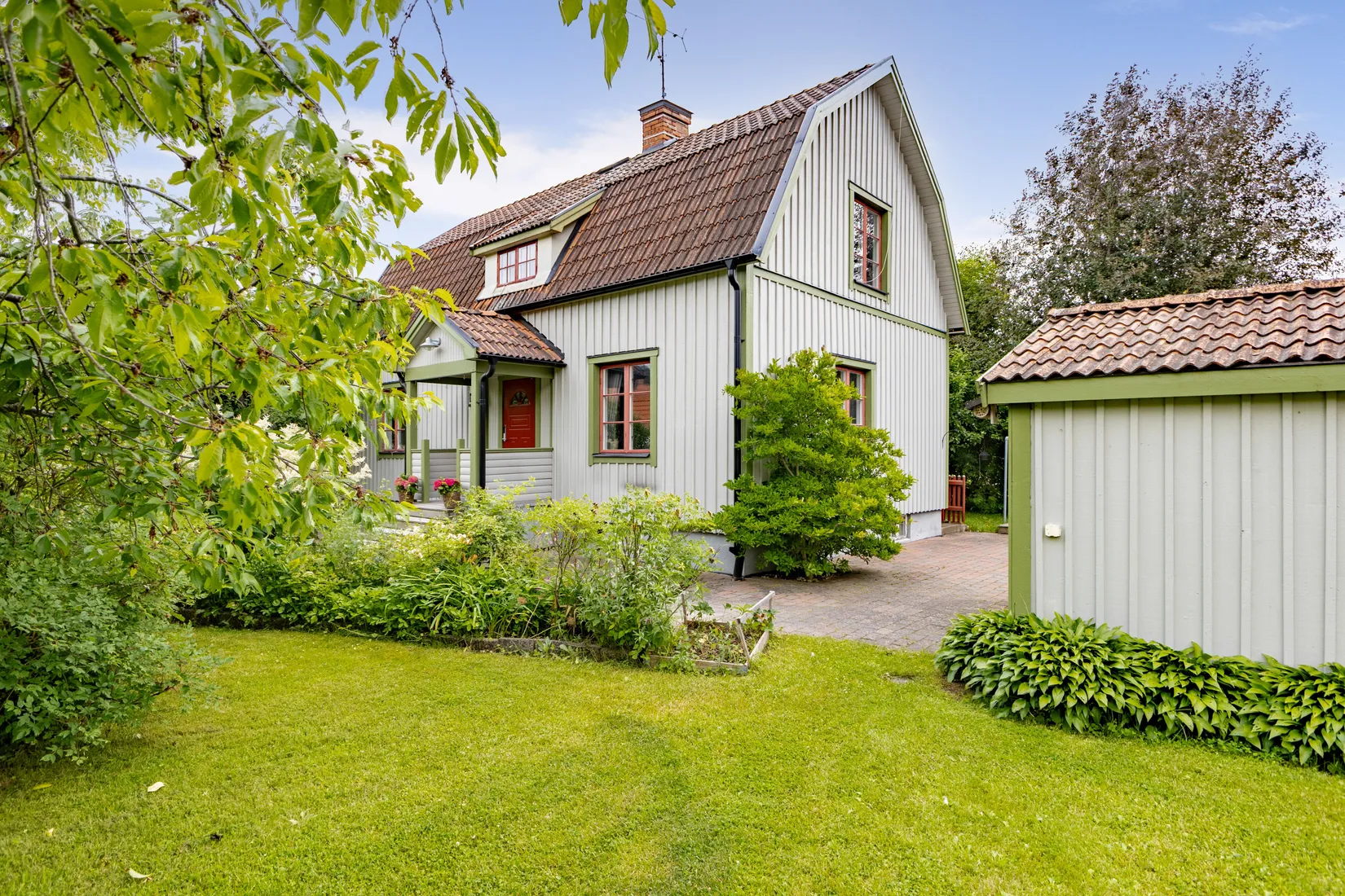 Villa, Herrgården 13, Enköping