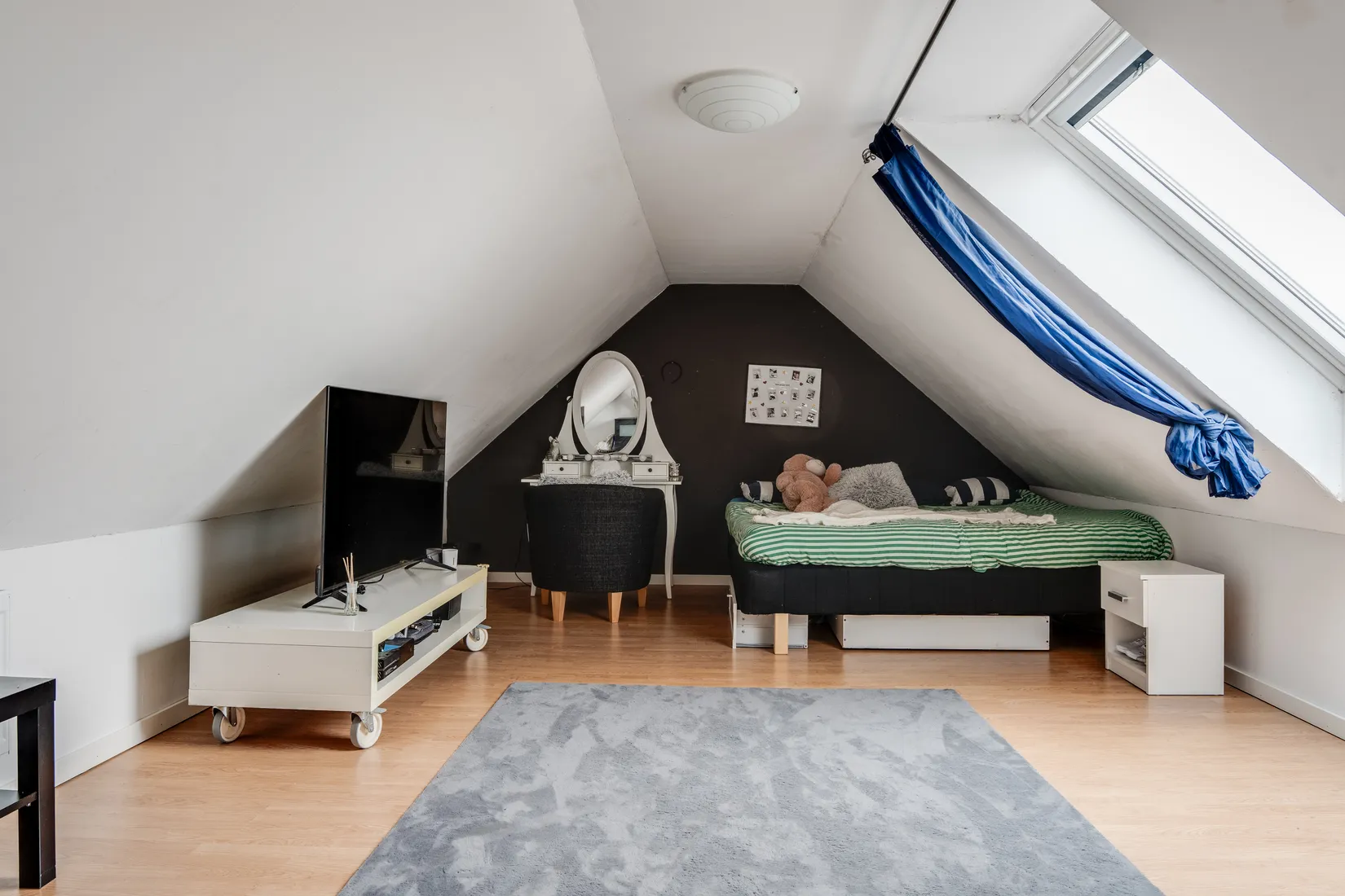 Villa, Gård/Skog, Slimminge 189, Skurup