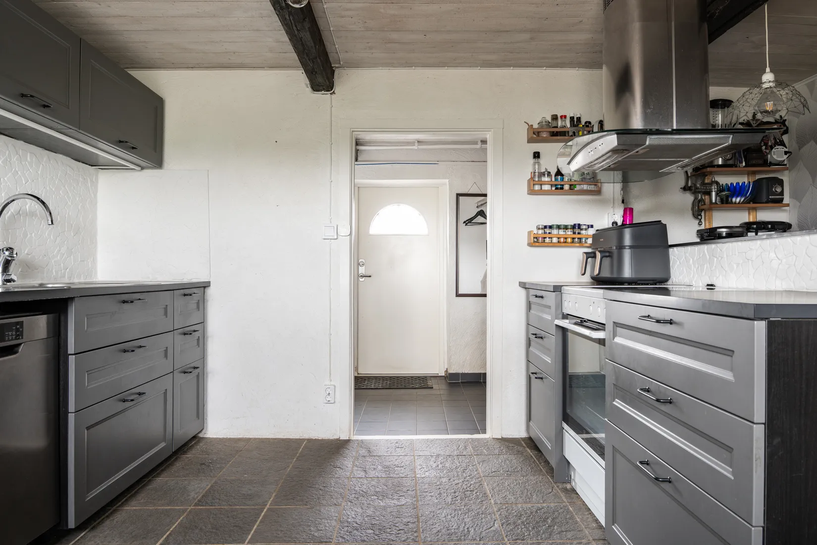 Villa, Gård/Skog, Slimminge 189, Skurup