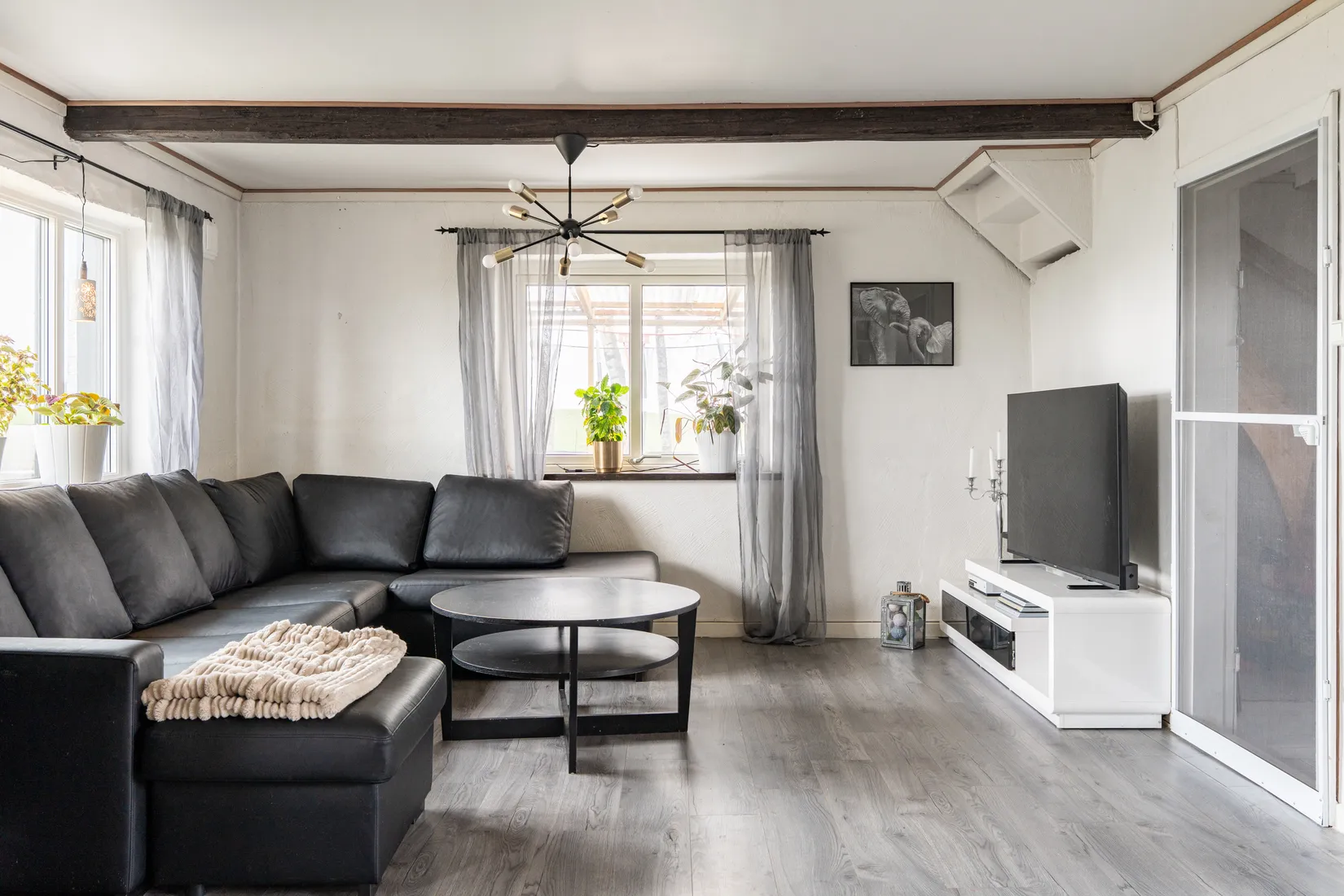 Villa, Gård/Skog, Slimminge 189, Skurup