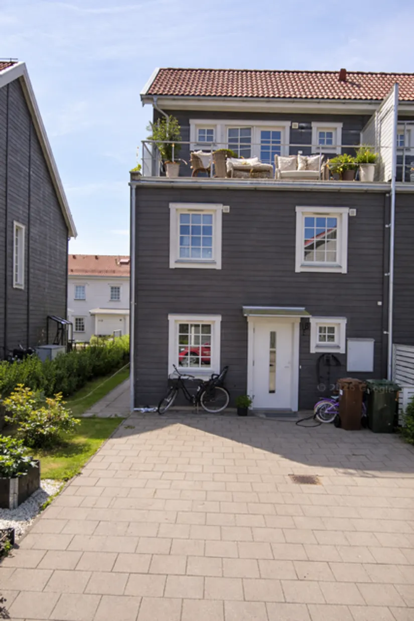 Radhus, Ulsavilagatan 16e, Ormesta, Örebro