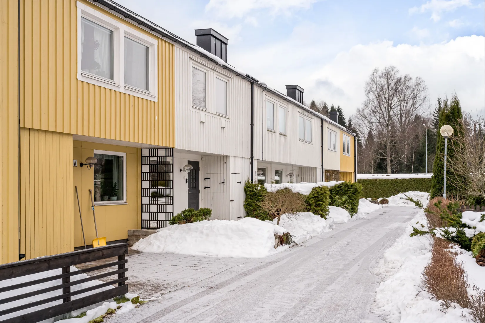 Villa, Radhus, Åsvägen 12B, Sunne