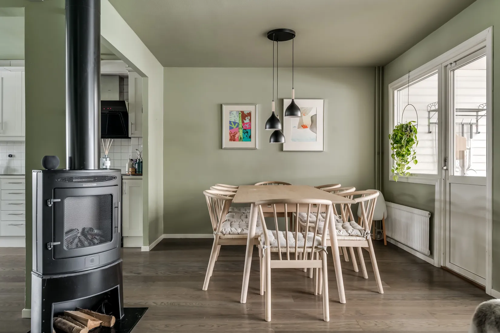 Villa, Radhus, Åsvägen 12B, Sunne