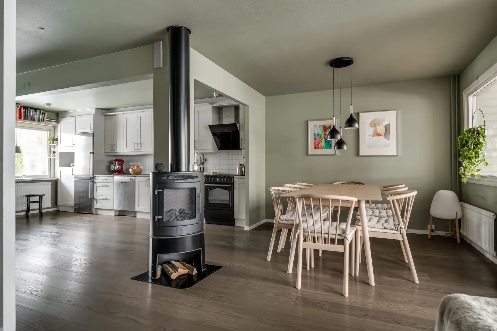 Villa, Radhus, Åsvägen 12B, Sunne