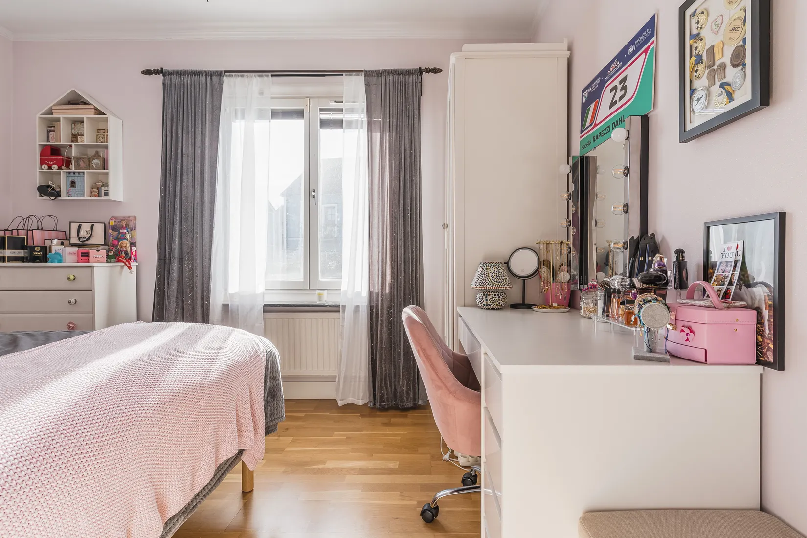 Villa, Fjärdhundragatan 61, Centrum, Enköping