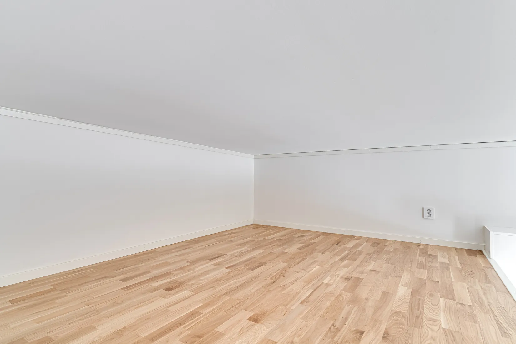 Bostadsrätt, Fritidshus, Jasminvägen 4A, Mellösa, Flen