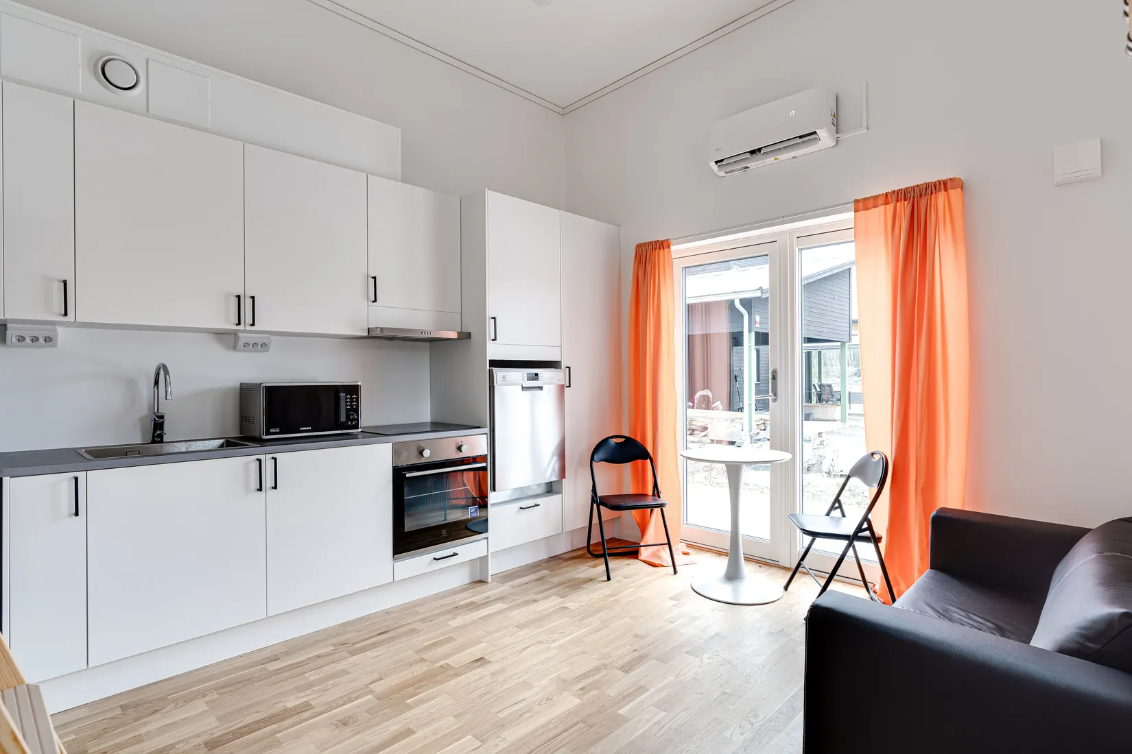 Bostadsrätt, Fritidshus, Jasminvägen 4A, Mellösa, Flen