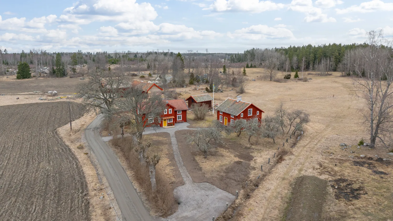 Villa, Norrbyvägen 28 - 30, Rö, Norrtälje