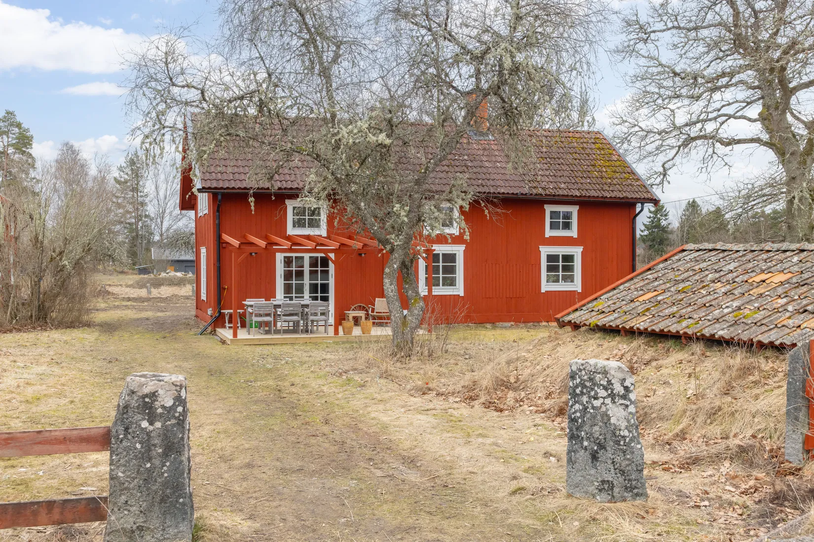 Villa, Norrbyvägen 28 - 30, Rö, Norrtälje