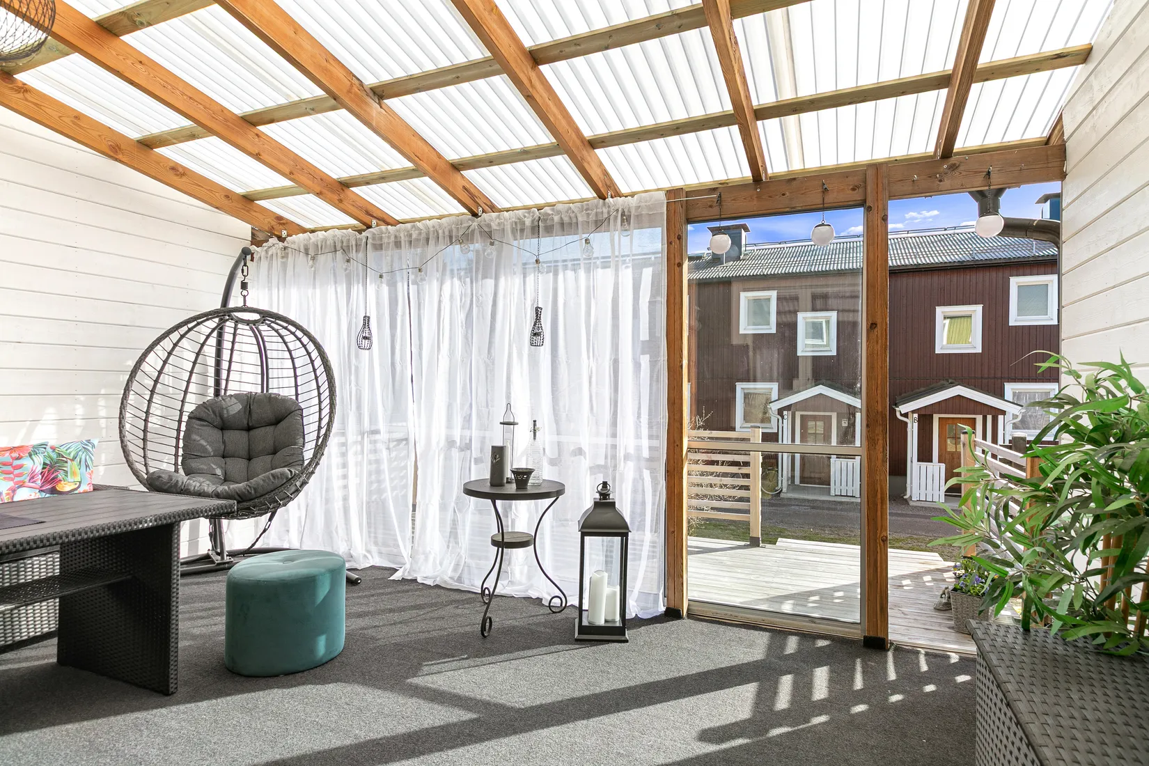 Radhus, Bågspännarvägen 21C, Seestaden, Sandviken