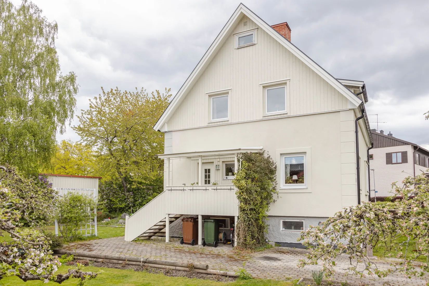 Villa, Rosenhällsgatan 35, Snopptorp, Eskilstuna