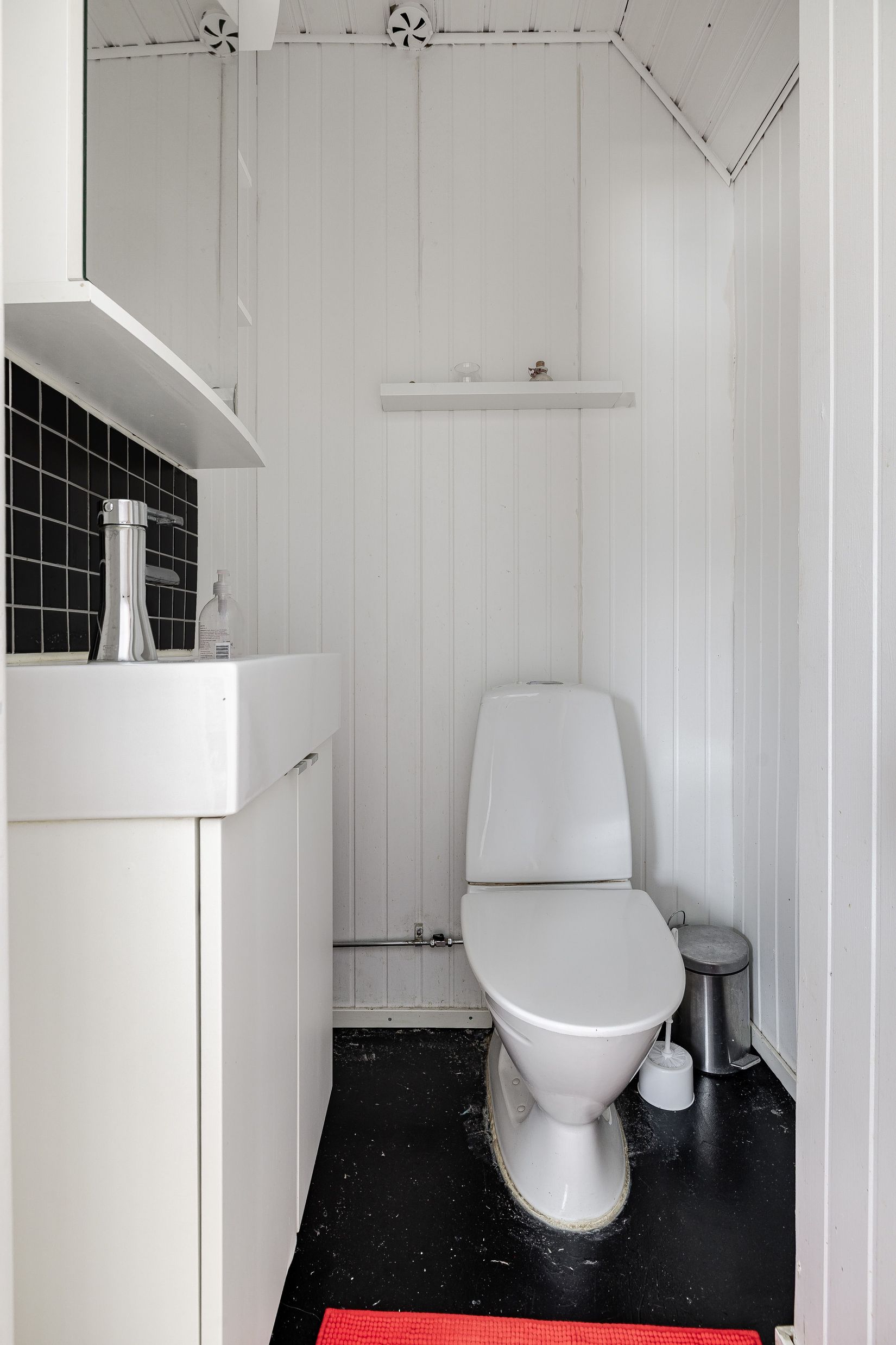 Villa, Rosenhällsgatan 35, Snopptorp, Eskilstuna