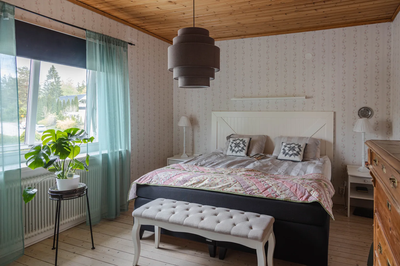 Villa, Rosenhällsgatan 35, Snopptorp, Eskilstuna