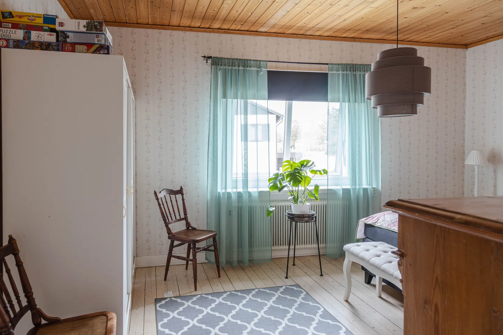 Villa, Rosenhällsgatan 35, Snopptorp, Eskilstuna