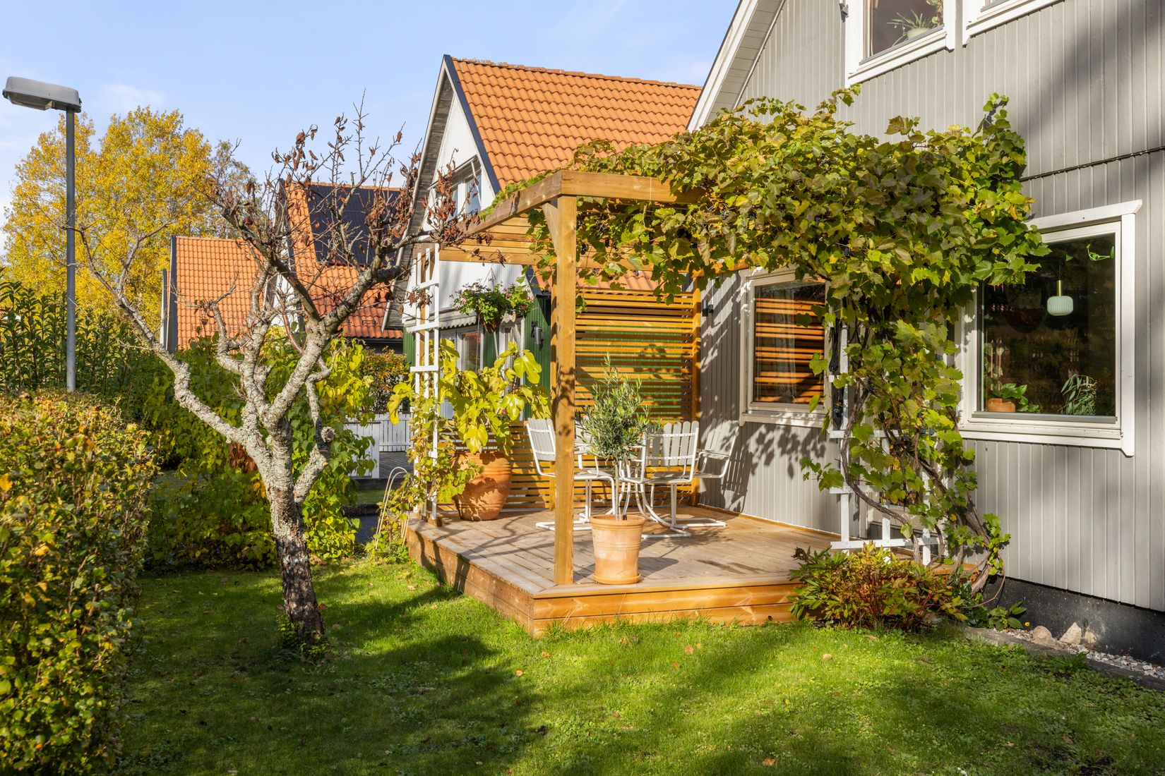 Villa, Radhus, Rågvägen 23, Fårdala, Tyresö