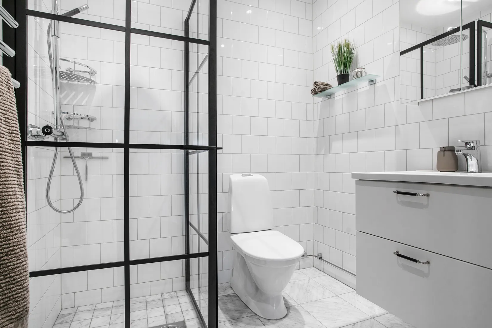 Bostadsrätt, Radhus, Vikingshillsvägen 44A, Vikingshill, Nacka