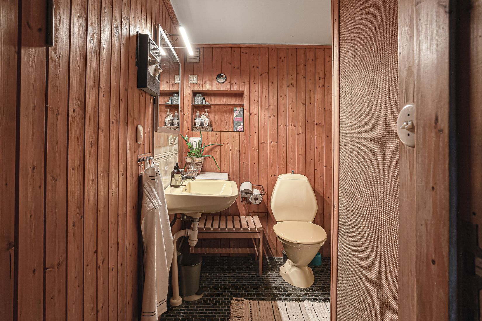 Villa, Riddarstensvägen 1, Lerum - Centralt, Lerum