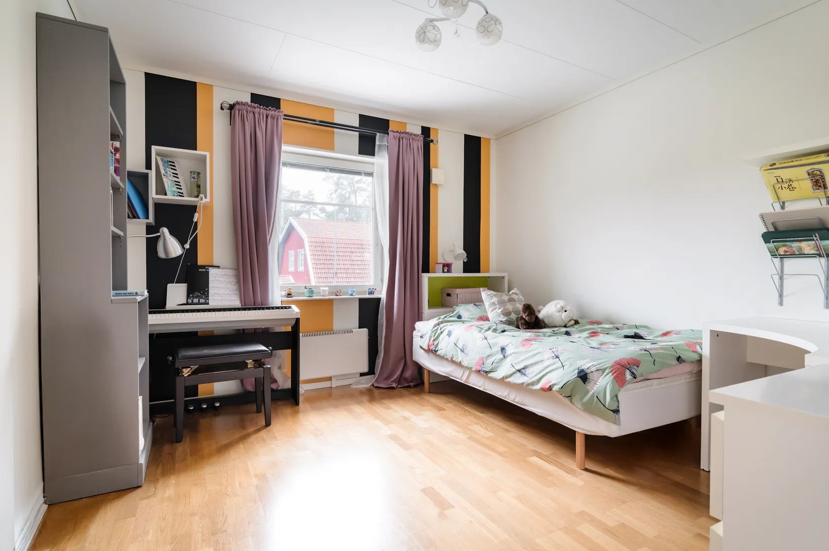 Villa, Månskensgränd 5, Berghem / Polhem, Järfälla