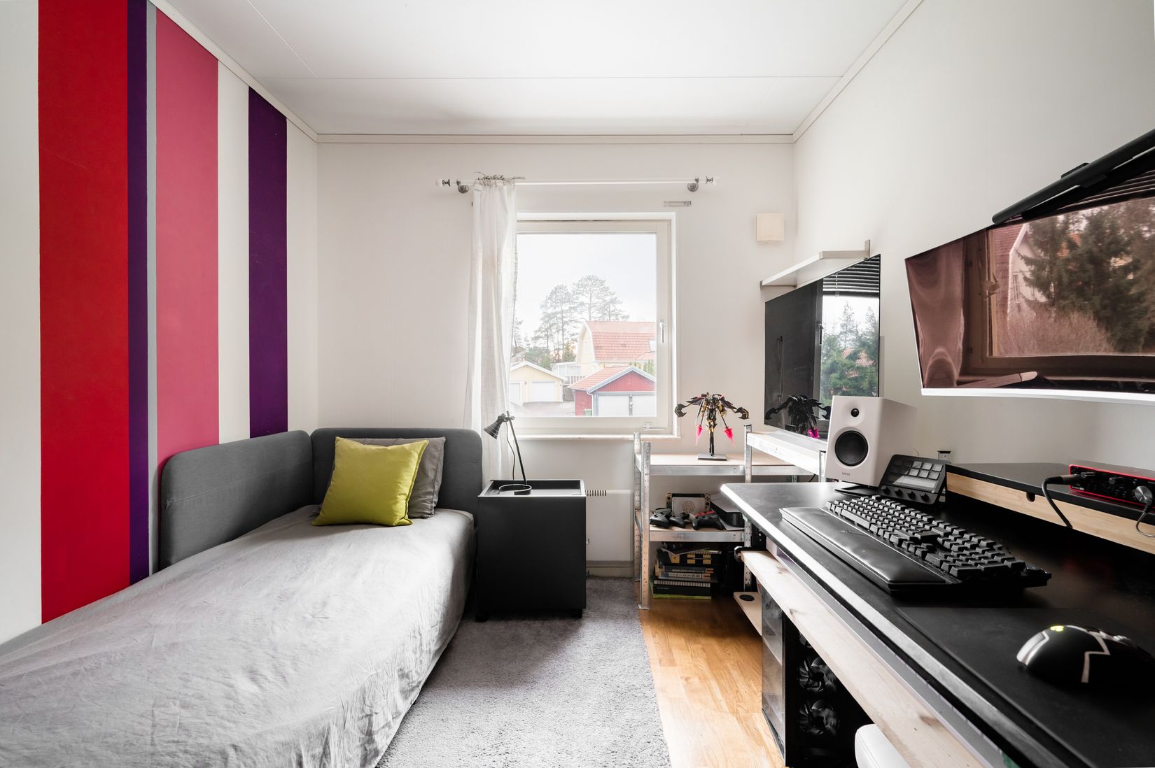 Villa, Radhus, Månskensgränd 5, Berghem / Polhem, Järfälla