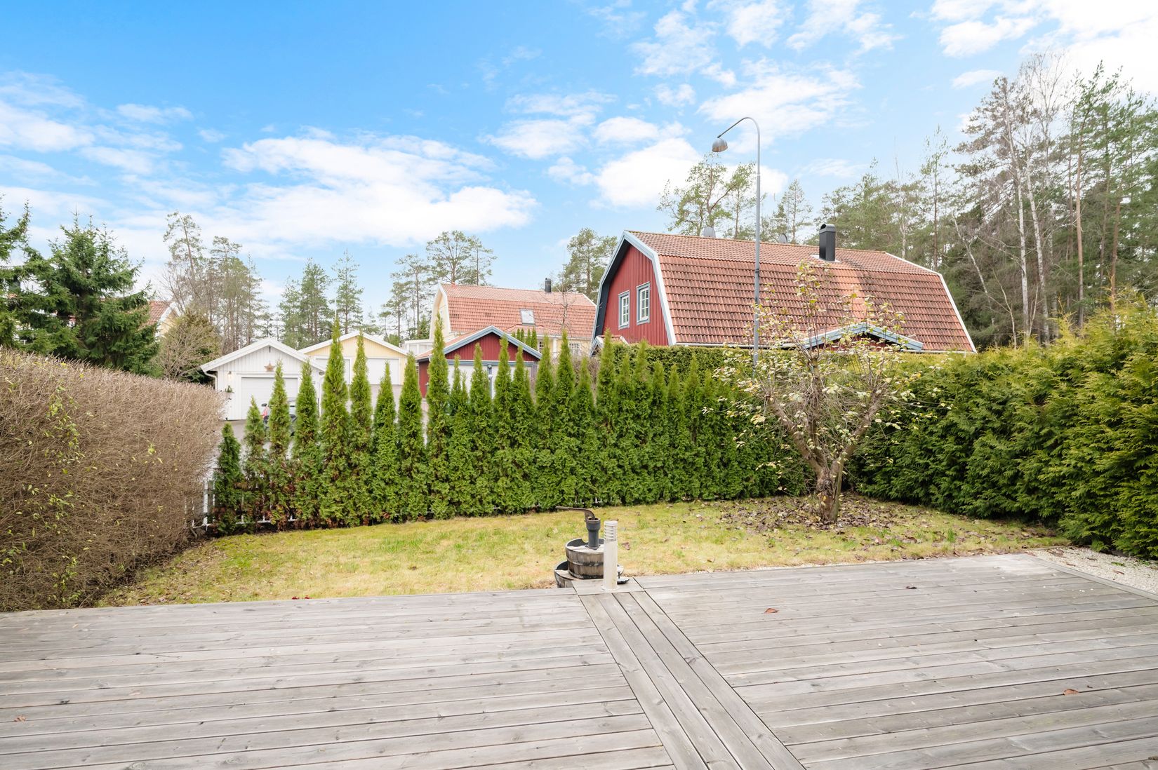 Villa, Radhus, Månskensgränd 5, Berghem / Polhem, Järfälla