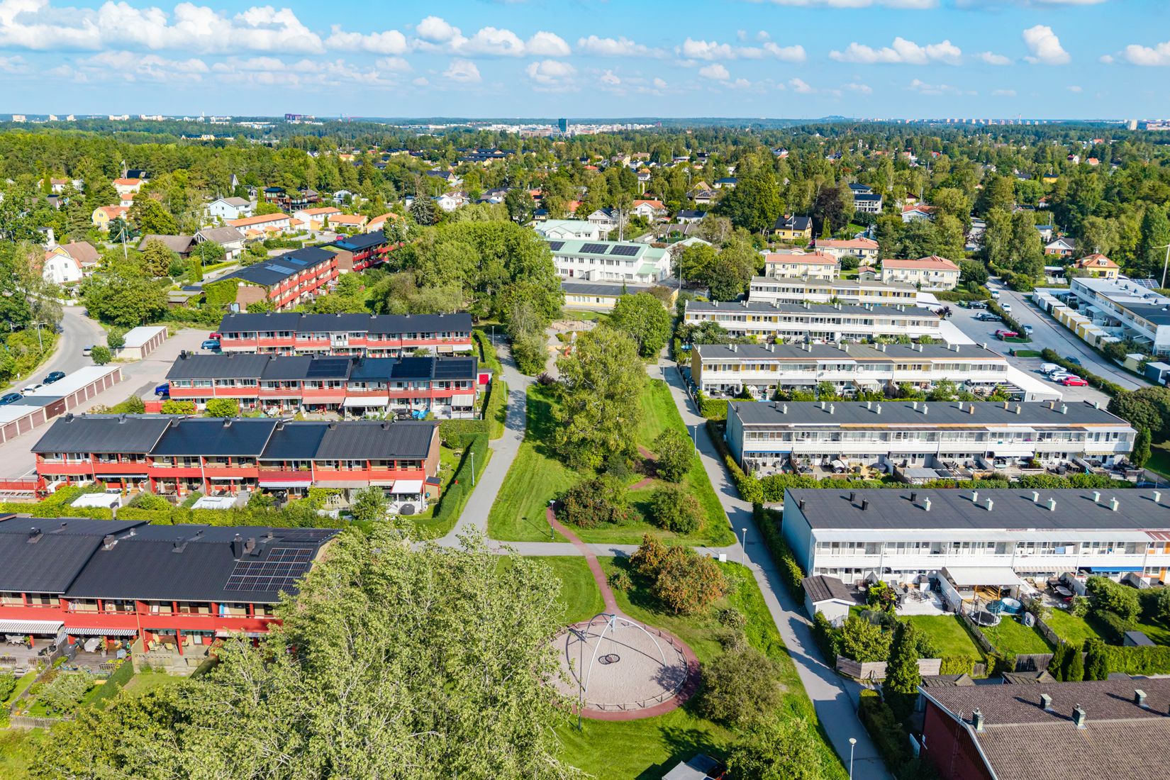 Villa, Radhus, Månskensgränd 5, Berghem / Polhem, Järfälla
