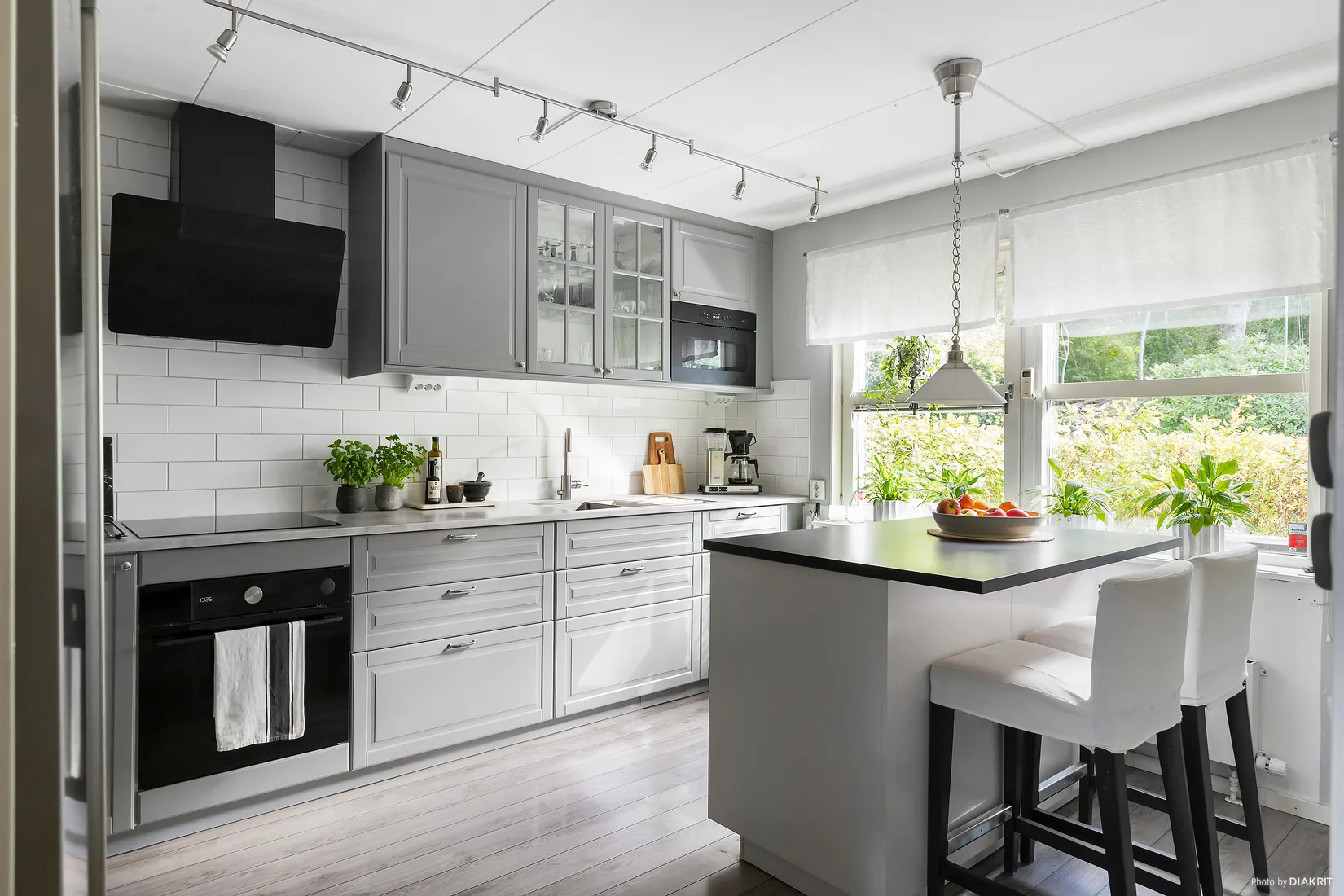 Bostadsrätt, Radhus, Ullas Lyckas Väg 65, Mölndal