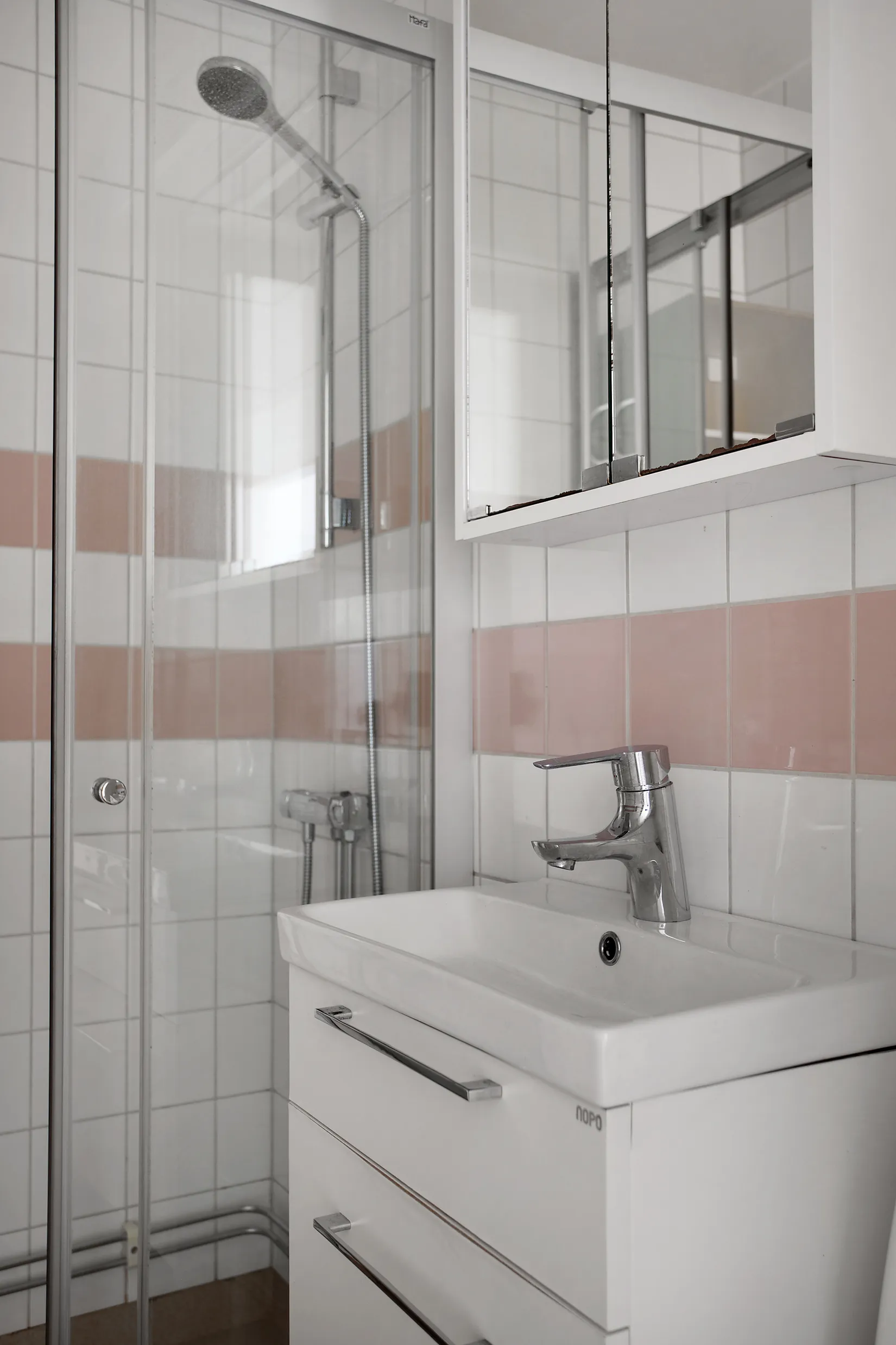 Bostadsrätt, Riddaregatan 7B, Centrum, Trollhättan