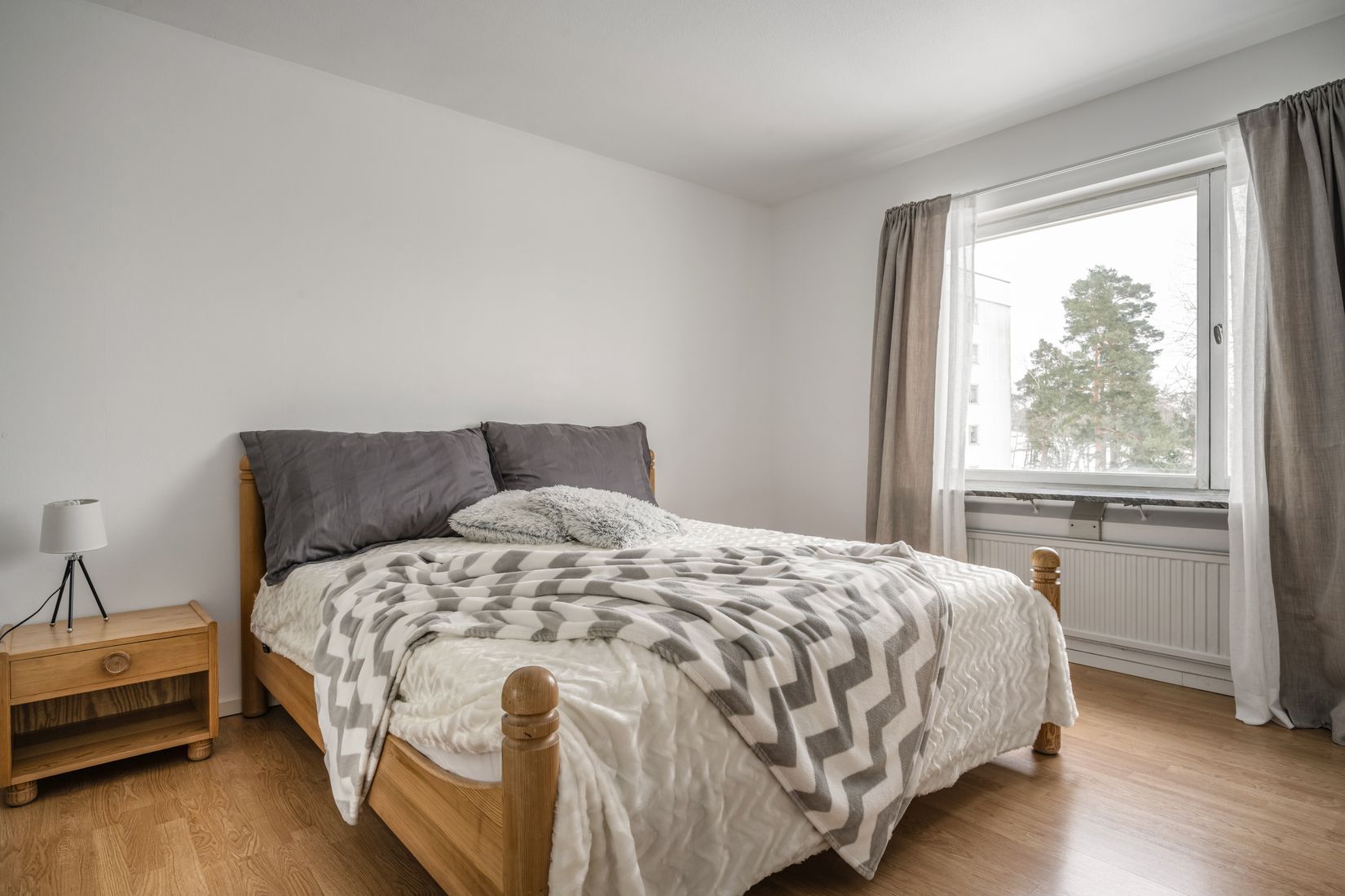 Bostadsrätt, Falkholmsgränd 33, Skärholmen, Stockholm