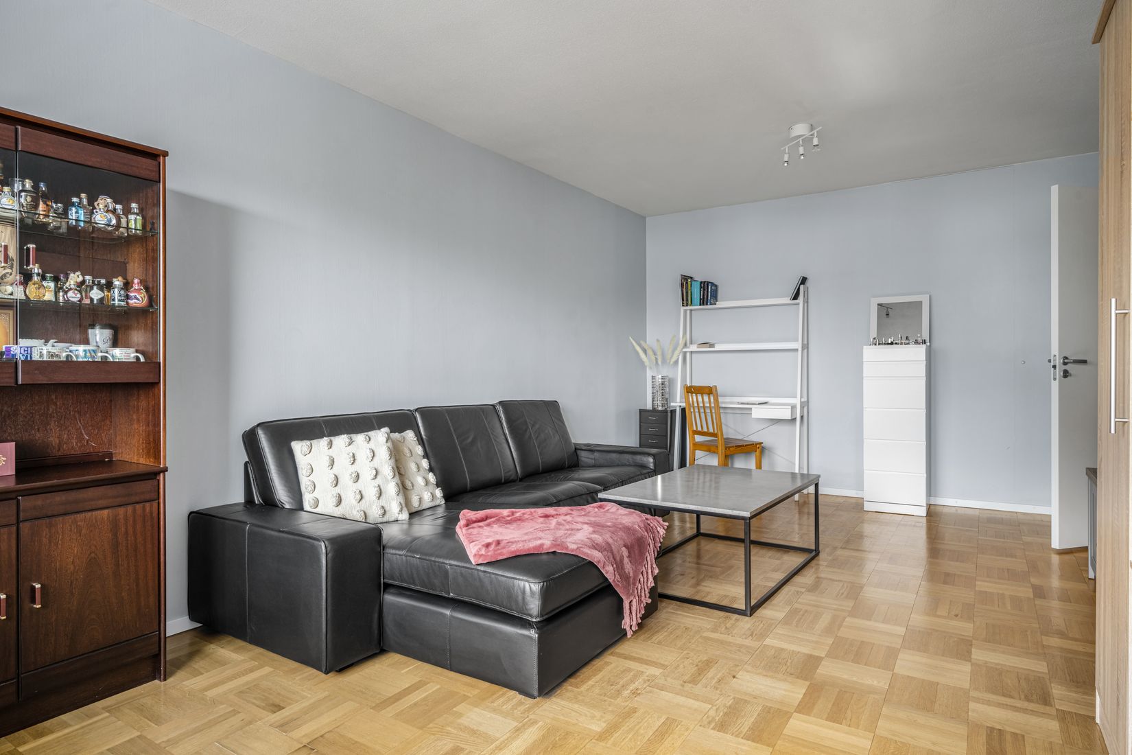 Bostadsrätt, Falkholmsgränd 33, Skärholmen, Stockholm