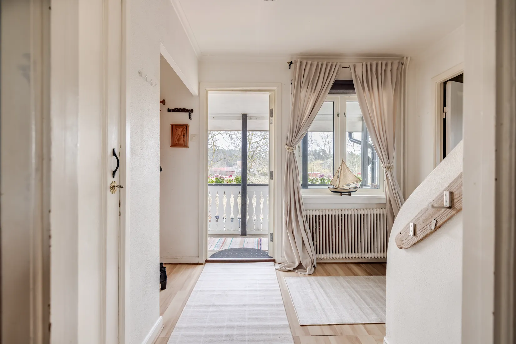 Villa, Brok 12, Brok, Tjörn