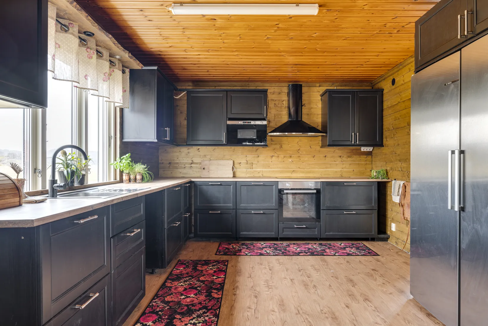 Villa, Brok 12, Brok, Tjörn